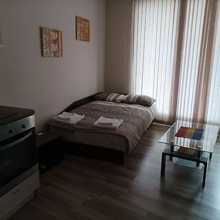 6 - Vasil Aprilov Apartment *