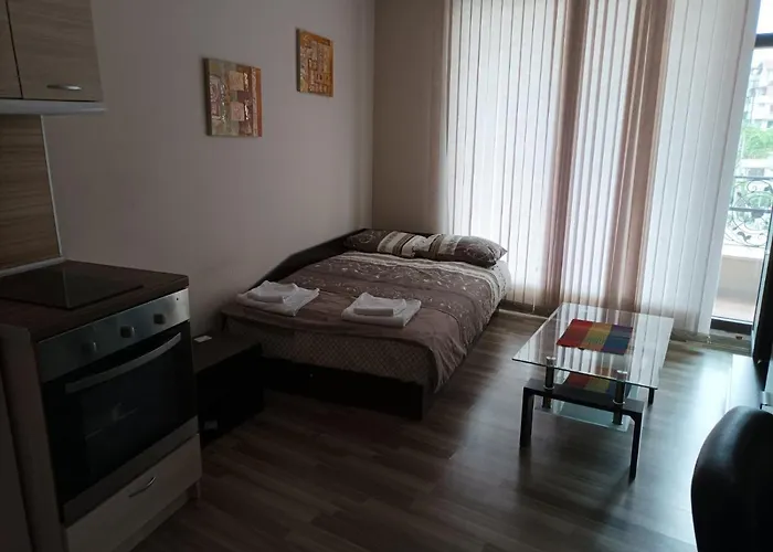 6 - Vasil Aprilov 아파트 *